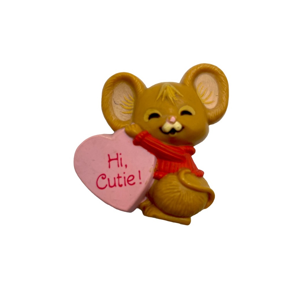 Hallmark cards hi cutie mouse with heart brooch signed 1983 hallmark cards inc.